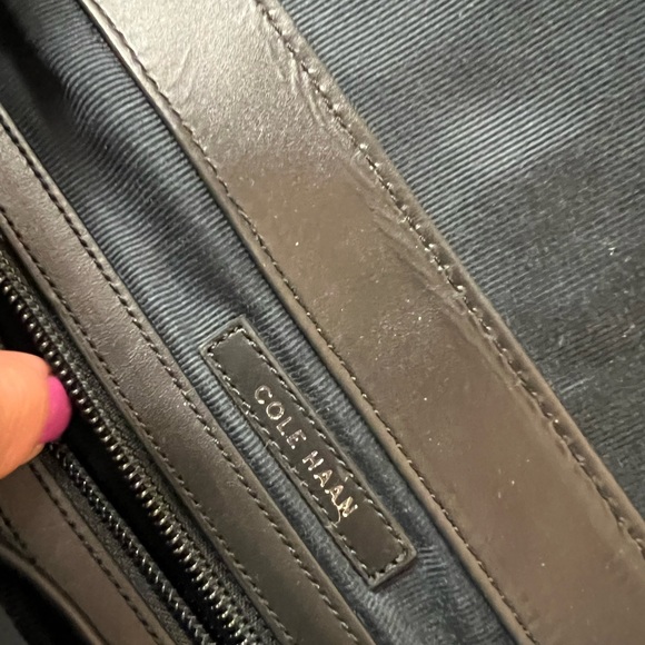 New never used leather KennetCole laptop bag - Picture 4 of 7